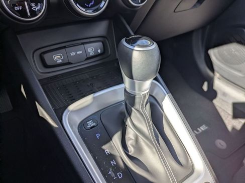 New 2026 Hyundai Venue SEL image 24