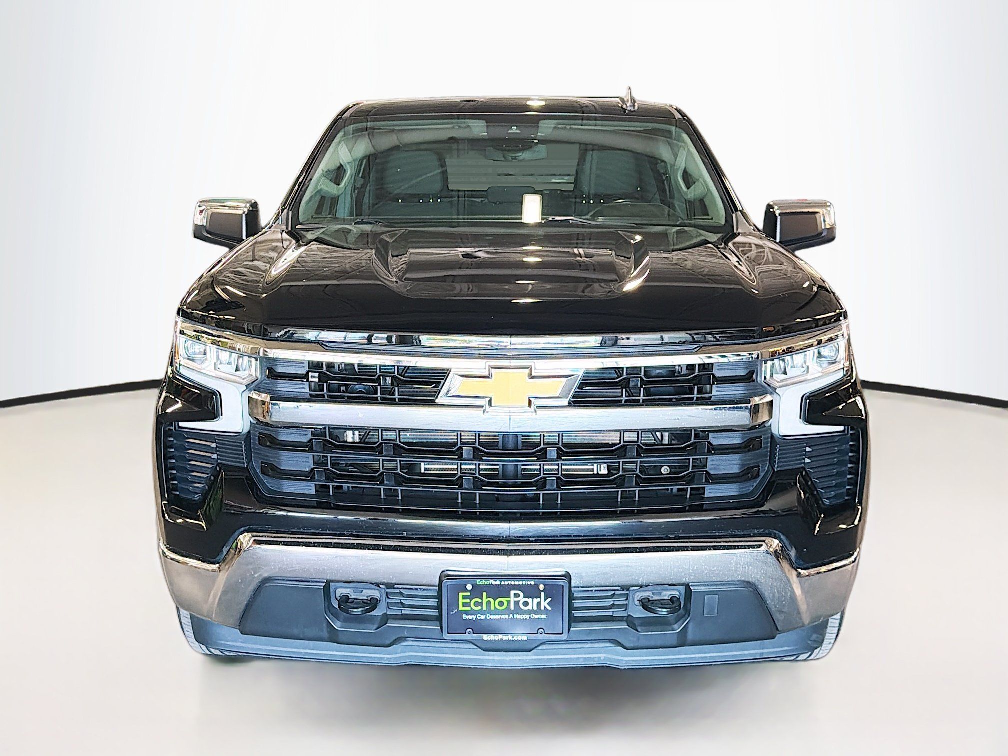 Used 2023 Chevrolet Silverado 1500 LT w/ Protection Package AWD/4WD image 2