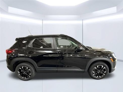 Used 2023 Chevrolet TrailBlazer LT FWD image 26