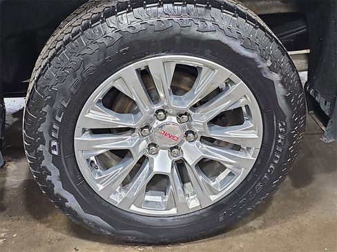 Used 2022 GMC Sierra 1500 Denali image 39