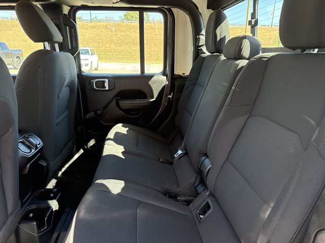 Used 2023 Jeep Gladiator Sport w/ Trailer Tow Package AWD/4WD image 6