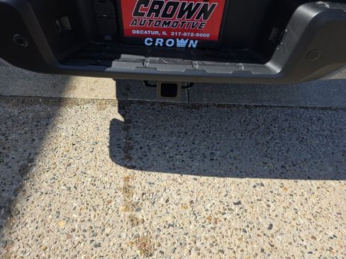 New 2026 Nissan Frontier PRO-4X w/ Pro-4x Convenience Package image 6