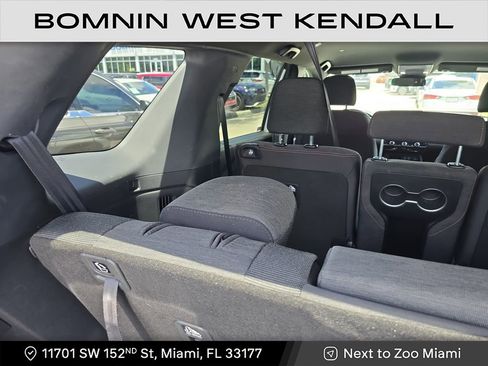 Used 2023 Honda Pilot Sport image 10