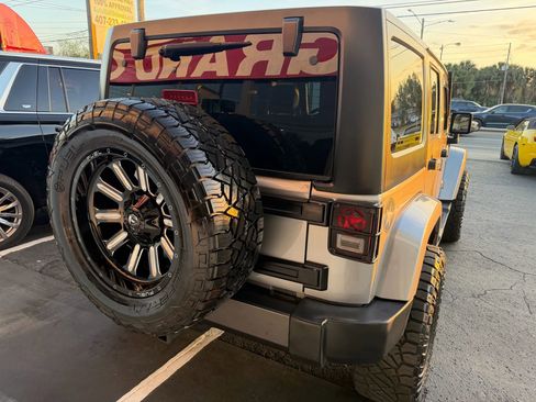 Used 2016 Jeep Wrangler Unlimited Sport image 6