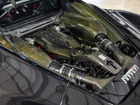 Used 2019 Ferrari 488 GTB RWD image 26