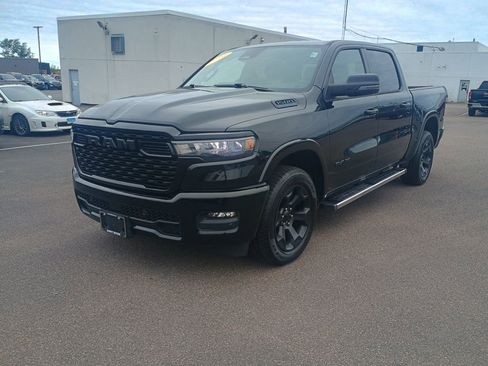 Used 2025 RAM 1500 Big Horn AWD/4WD image 3