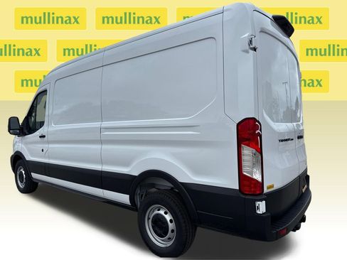 New 2026 Ford Transit 250 148 Medium Roof RWD image 4