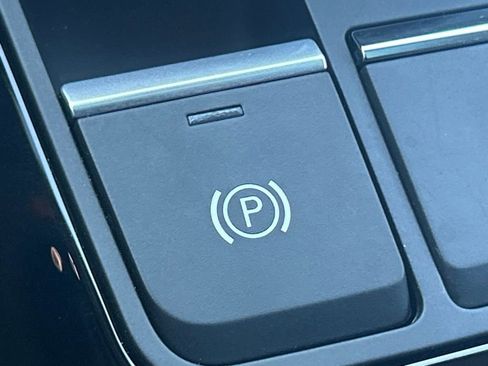 Used 2023 Audi Q5 2.0T Premium w/ Convenience Package image 57