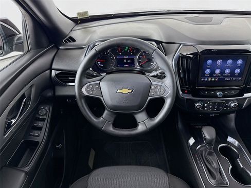Used 2023 Chevrolet Traverse LT AWD/4WD image 22