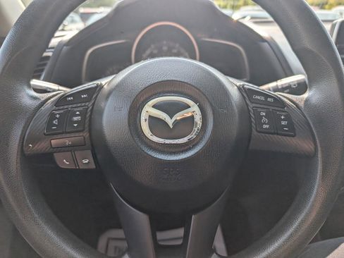 Used 2014 MAZDA MAZDA3 i Sport image 17