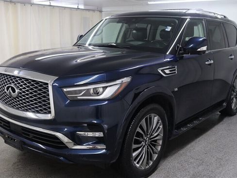Used 2018 INFINITI QX80 4WD w/ Driver Assistance Package image 3