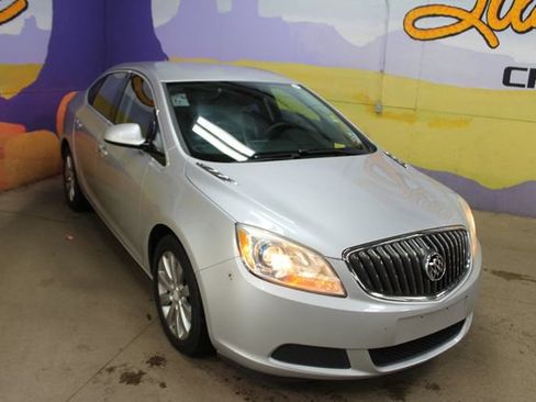 Used 2013 Buick Verano FWD image 2