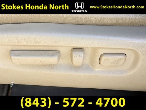Used 2013 Honda Pilot Touring image 19