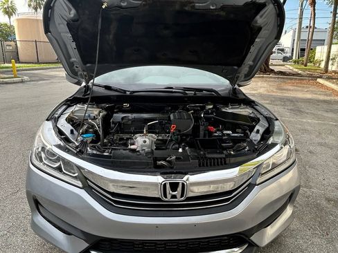 Used 2016 Honda Accord LX image 24