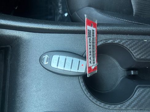 Used 2024 Nissan Altima 2.5 S FWD image 17