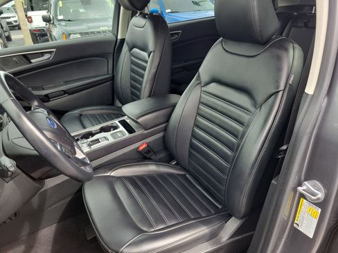 Used 2023 Ford Edge SEL image 19