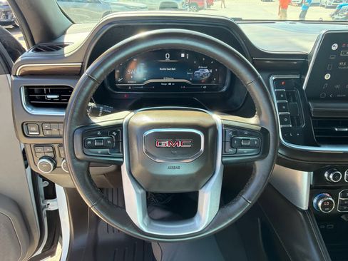 Used 2022 GMC Yukon SLE AWD/4WD image 19