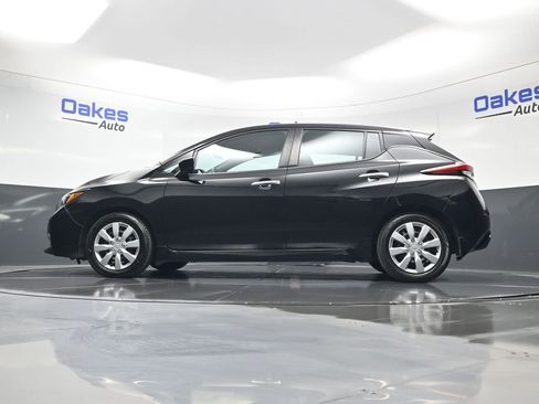 Used 2022 Nissan Leaf S image 38
