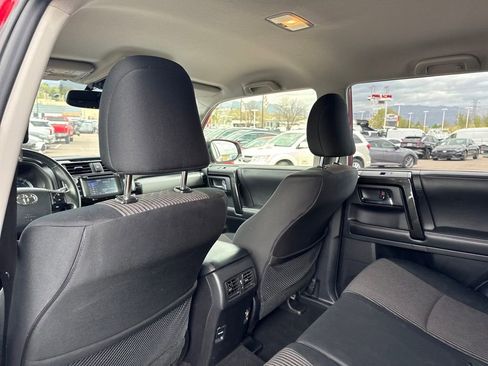 Used 2014 Toyota 4Runner Trail image 34
