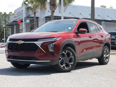 Used 2025 Chevrolet Trax LT
