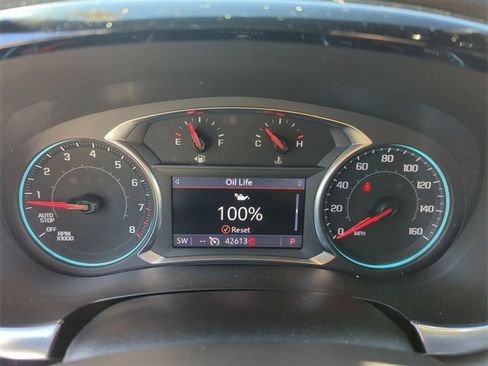 Certified 2022 Chevrolet Traverse LT image 11