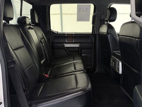 Used 2015 Ford F150 Lariat w/ Equipment Group 502A Luxury AWD/4WD image 25