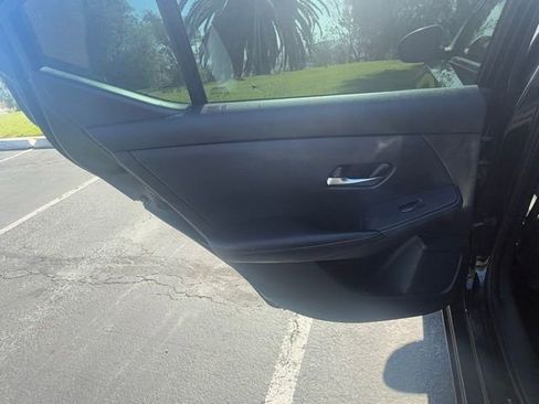 Used 2020 Nissan Sentra SV image 11