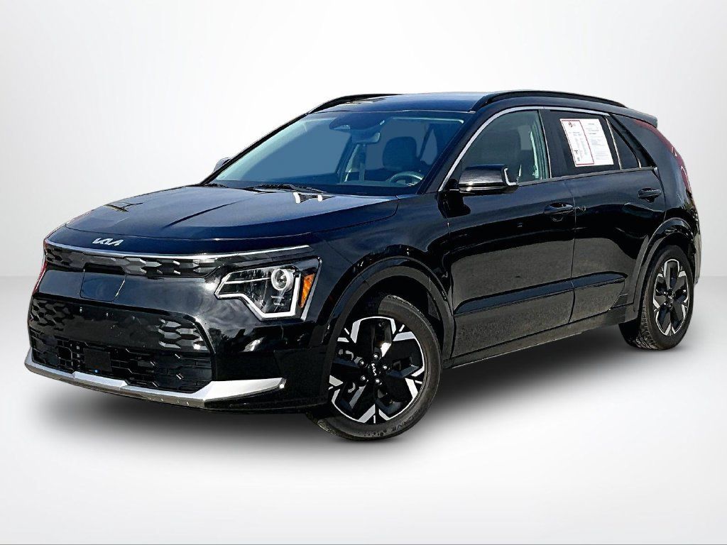 Used 2023 Kia Niro Wind FWD image 2