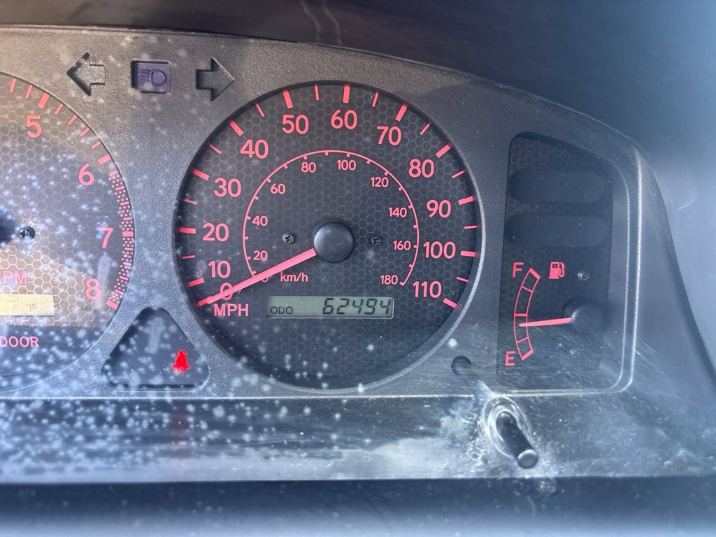 Used 2001 Toyota Corolla LE FWD image 17