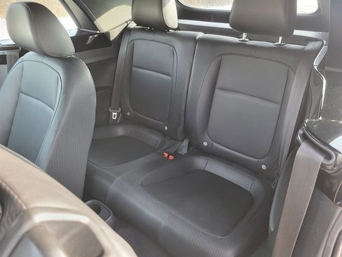 Used 2016 Volkswagen Beetle 1.8T SE image 12