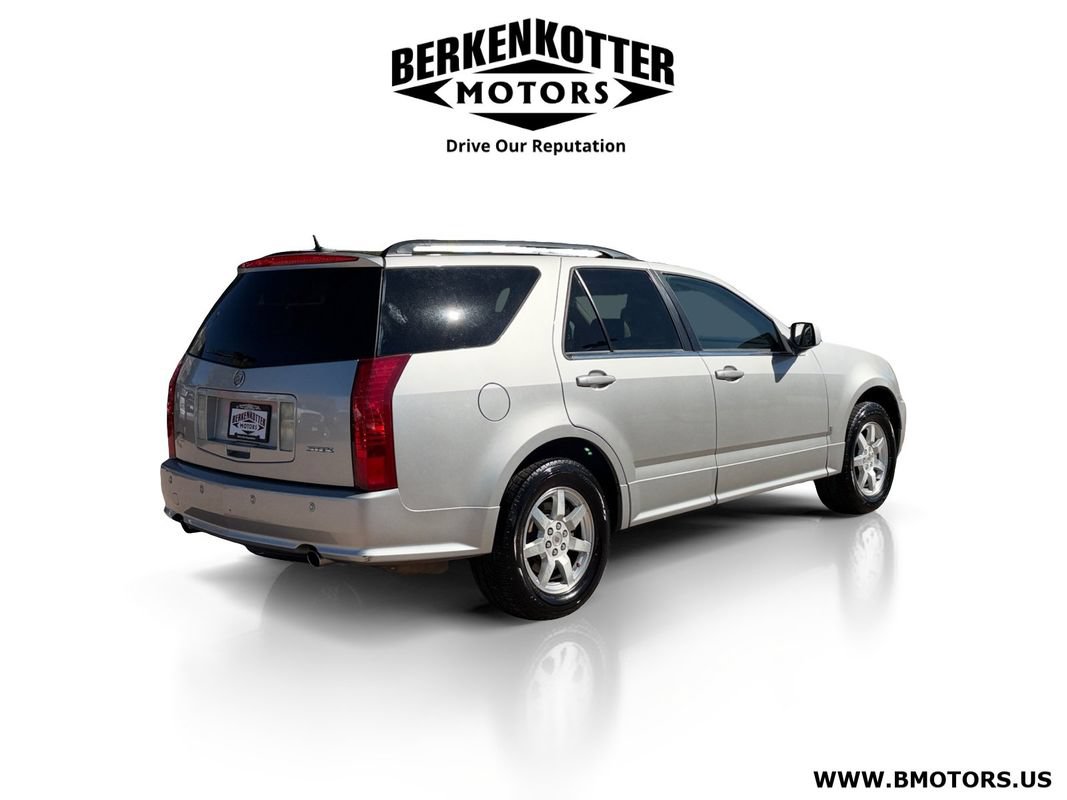 Used 2008 Cadillac SRX RWD image 3