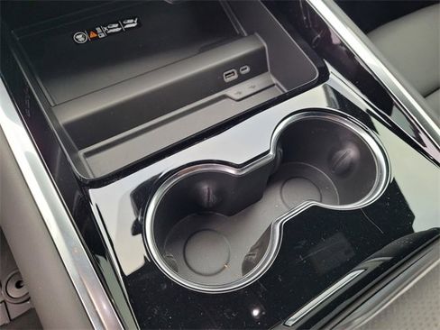 New 2026 Chevrolet Tahoe Premier image 23