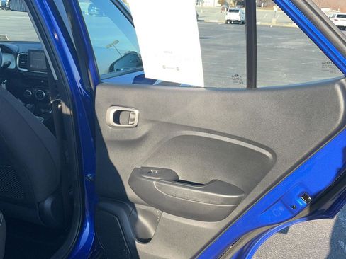 Certified 2023 Hyundai Venue SEL image 30