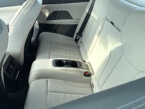 Used 2022 BMW 430i Convertible w/ M Sport Package RWD image 8