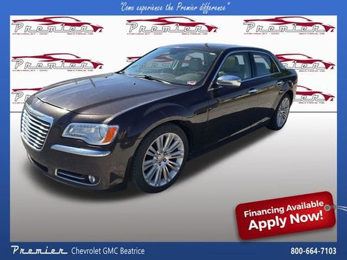 Used 2012 Chrysler 300 C RWD image 1