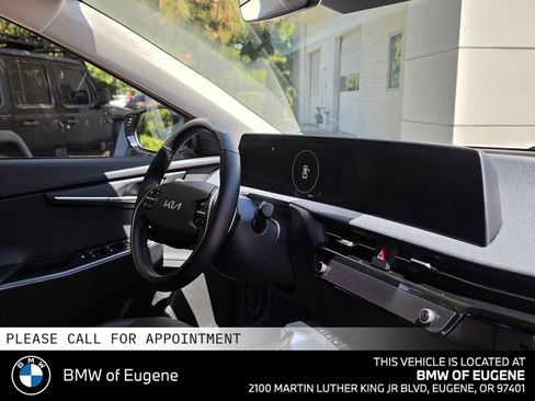 Used 2024 Kia EV6 Light AWD/4WD image 12
