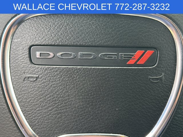 Used 2022 Dodge Durango SXT w/ Blacktop Package AWD/4WD image 21