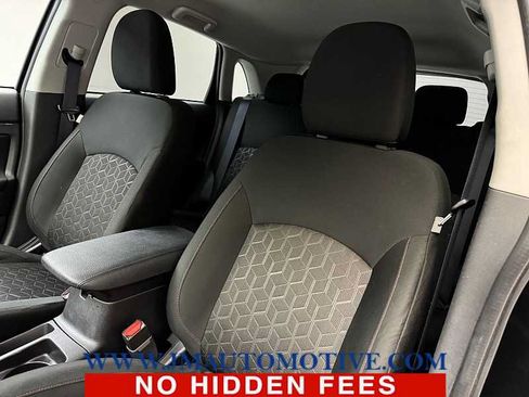 Used 2025 Mitsubishi Outlander Sport LE AWD/4WD image 13