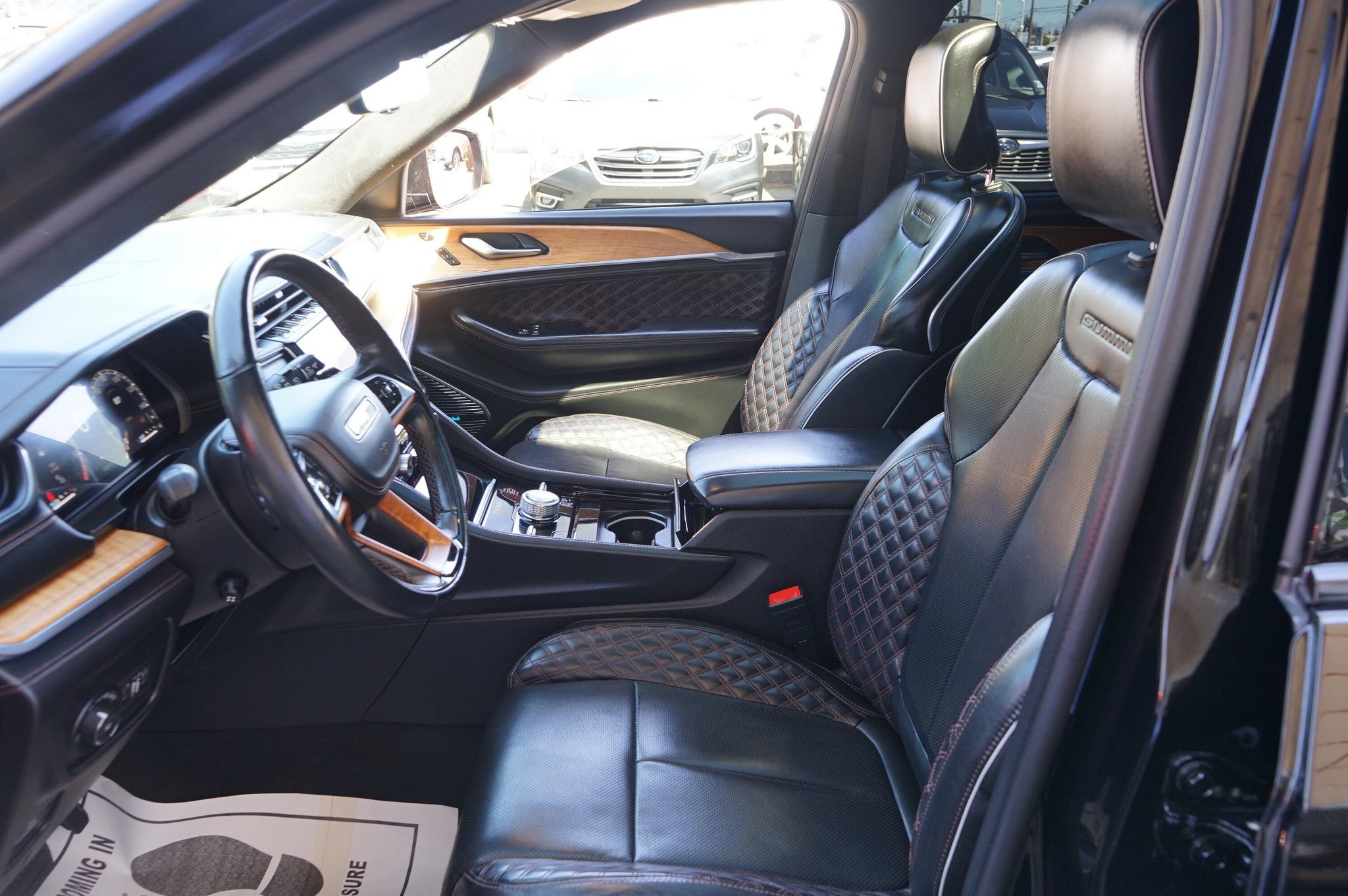 Used 2021 Jeep Grand Cherokee L Summit AWD/4WD image 15