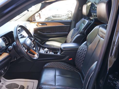 Used 2021 Jeep Grand Cherokee L Summit AWD/4WD image 15