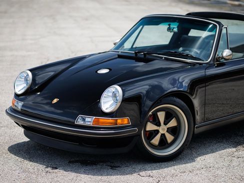 Used 1992 Porsche 911 Targa RWD image 9
