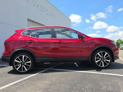 Used 2018 Nissan Rogue Sport SL w/ SL Premium Package AWD/4WD image 9