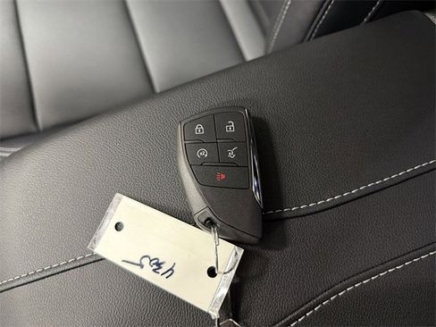 New 2026 Chevrolet Traverse LT w/ Sun and Wheel Package image 36