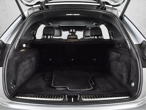 Used 2024 Mercedes-Benz GLE 450e 4MATIC image 6