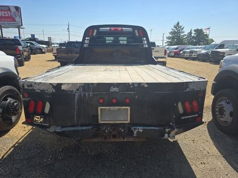 Used 2015 RAM 3500 Tradesman w/ Chrome Appearance Group AWD/4WD image 4