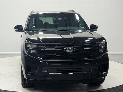 New 2025 Ford Expedition Platinum w/ Stealth Performance Package