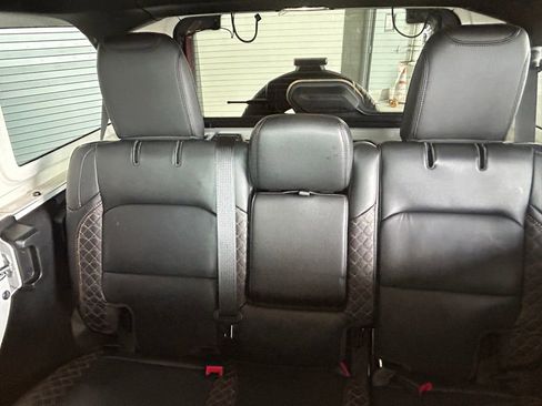 Used 2023 Jeep Wrangler Altitude image 13