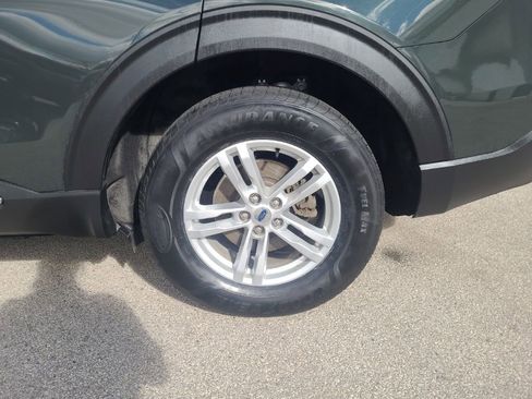 Used 2022 Ford Explorer XLT w/ Equipment Group 202A image 26