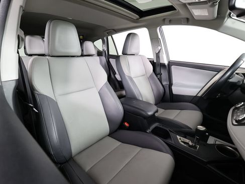 Used 2015 Toyota RAV4 Limited AWD/4WD image 25