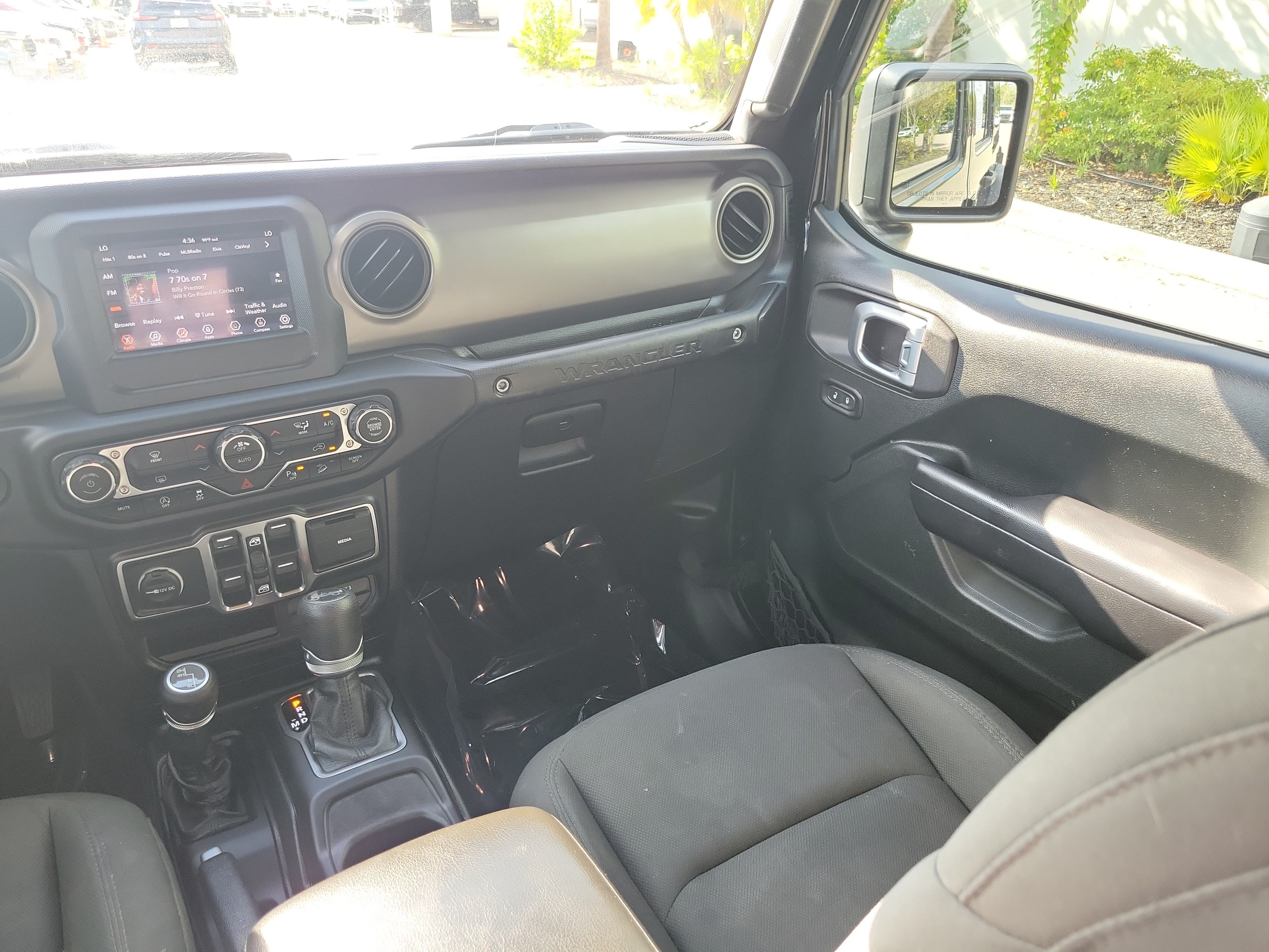 Used 2019 Jeep Wrangler Unlimited Sport S AWD/4WD image 19